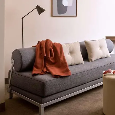 Hotel Metropolitan By Flemings 4*