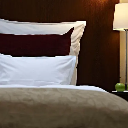 Hotel Steigenberger Metropolitan 4*