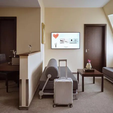 The Cloud One Frankfurt - Metropolitan 4*